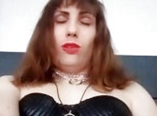 masturbação, transsexual, amador, tiro-ao-alvo, ejaculação, sozinho, morena, tetas-pequenas