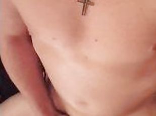 masturbation, amateur, ejaculation-sur-le-corps, énorme-bite, solo, rasé, bite