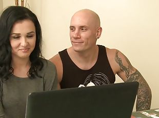 Beautiful Christina Snow gets fucked gently and facialed