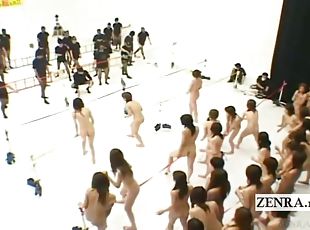 Subtitle Japan women nudist group red light green light