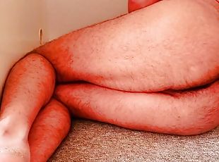Chubby bubble butt guy loves to spread his legs and smooth asshole 