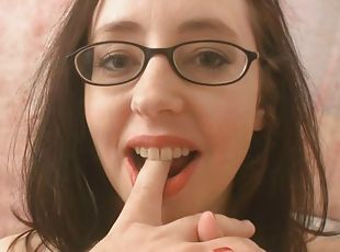 Nerdy sweetheart goes wild and gives a blowjob