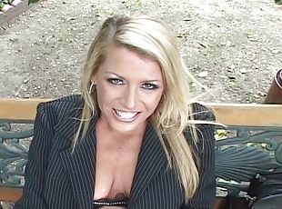 en-plein-air, milf, point-de-vue, blonde, méchant, cougar, réalité, putain