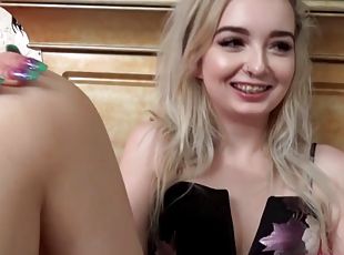 Tinder fucking a 19 year old blonde lexi lore