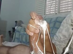 I love having mymouth used by a cock,which pulsates hard until it e...