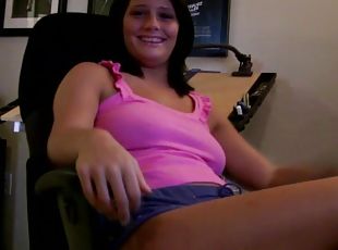 Hot skype video session with a sizzling brunette