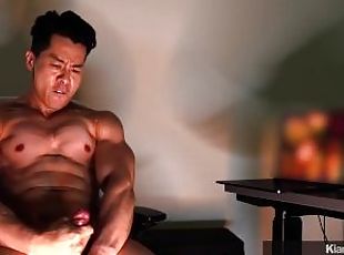 asiatique, masturbation, amateur, gay, sur-le-visage, ejaculation, solo, musclé