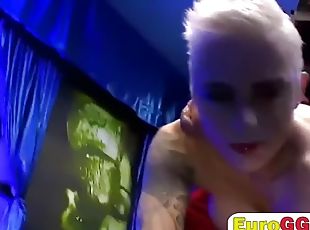 orgie, amateur, ejaculation-sur-le-corps, milf, gangbang, sur-le-visage, horny, blonde, bukkake