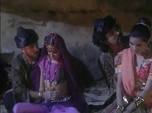 घर-के-बाहर, मिल्फ़, हार्डकोर, भारतीय, समूह-सेक्स, चौकड़ी, कूगर