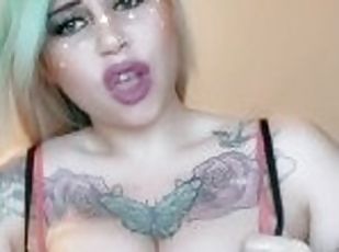 velike-joške, noseče, amaterski, babe, milf, blond, solo, tattoo