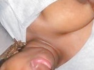 gros-nichons, masturbation, orgasme, chatte-pussy, amateur, fellation, ébène, énorme-bite, branlette, black