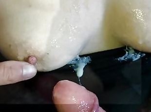Notre propre compilation d'éjaculations de sperme sur ses seins son cul