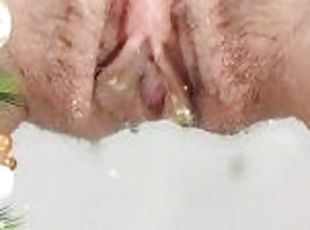 baignade, pisser, chatte-pussy, lesbienne, milf, coquine, douche, humide, noël