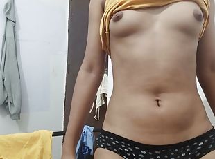 Hot Indian Girl Solo