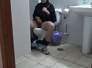 Muslim Woman Caught A !!! I Take Out My Big Black Cock For My Turki...