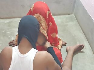 Indian Newly Married Sexy Housewife Suhaagraat Video
