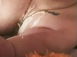 POV BBW GETS CREAMY FACIAL