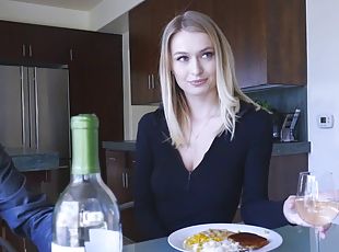 Hot date with Natalia Starr turns into an amazing shagging game