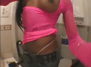 Black chick filming herself in the bathroom