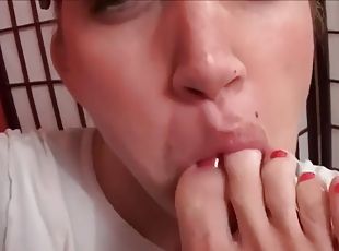 Tay self toe sucking