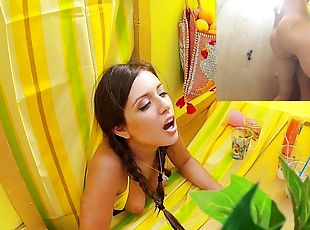 Bikini pornstar Jynx Maze fucked as she works the lemonade stand