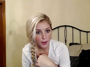 All natural blonde coed beauty in the chatroom