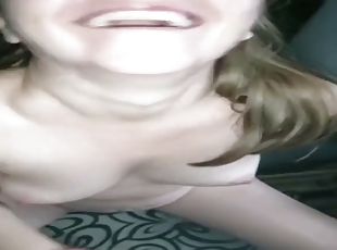 poilue, chatte-pussy, amateur, ejaculation-sur-le-corps, milf, branlette, française, point-de-vue, sur-le-visage, pute