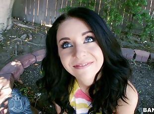 Madelyn Monroe pleases some guy with a handjob outdoors