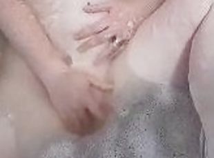 baignade, masturbation, chatte-pussy, amateur, milf, doigtage, solo