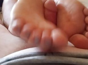 Footjob from fat ass Latina while she plays video games