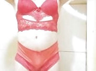 Experimentado a lingerie vermelha da minha irm