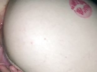 Ninfomana de 18 años -  “Mi vagina rosada y apretada está irritada ...
