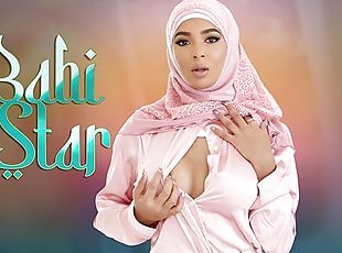 Hijab Hookup - Busty Muslim Babe Babi Star Gets Welcumed By Her New...