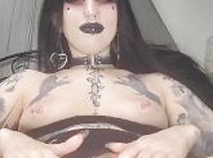 Petite goth slut stuffs panties in pussy