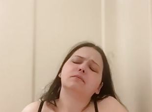 maudynės, dideli-papai, masturbavimasis, orgazmas, mėgėjai, milf, bbw, dušas, solo, brunetė