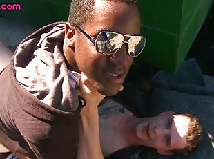 Passive black amateur picked up and fucked in public outdoors