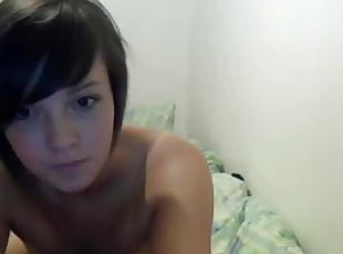 Bust teen chick Masturbating to Webcam