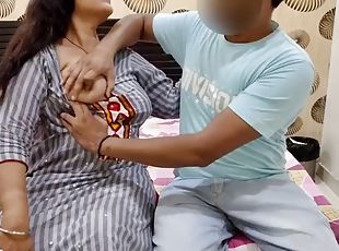 Dost and Maa Chod di. Hindi XXX video