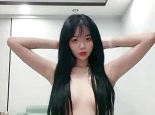 Japanese teen having fun LIVE