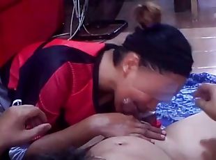 Pinay Massage Turned Into Blowjob