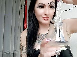 Dominatrix Nika prepares for you a delicious cocktail of her slaves...