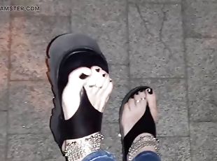 Feet lover - public crossdressing