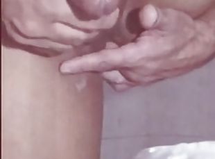 Multiple Peegasms and Orgasms from prostate milking. Asian sexy boy