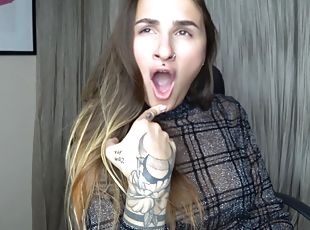 teta-grande, masturbação, amador, webcam, peituda, sozinho, morena, tatuagem