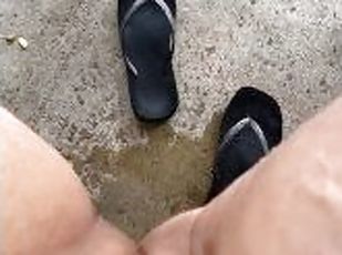 Squirting outside