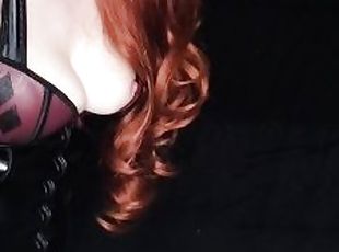 Submissive redhead milf gives Dom sloppy hands free head while boun...