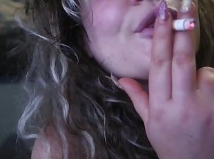 HOT GIRL WITH NATURAL BOOBS SMOKING AND MASTURBE TILL AMAZING CUM
