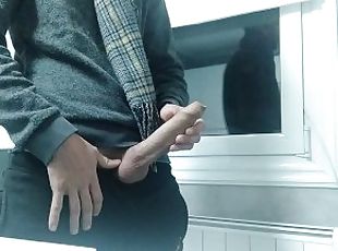 Big Cock Guy With His Scarf, He Is Cold And He Jerks Off And Cums T...