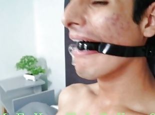 ASISTENTE JOSE HACE COSQUILLAS A PHILL