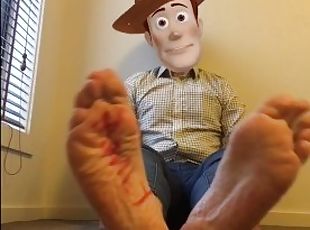 You got a fuck friend in me - Sexy cowboy feet to give you a hard W...